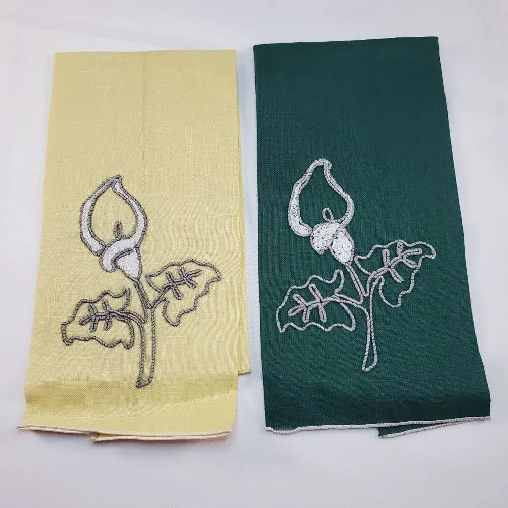 Vintage Calla lily flower Linen Embroidered Tea Towels Yellow & Green Set Of 2